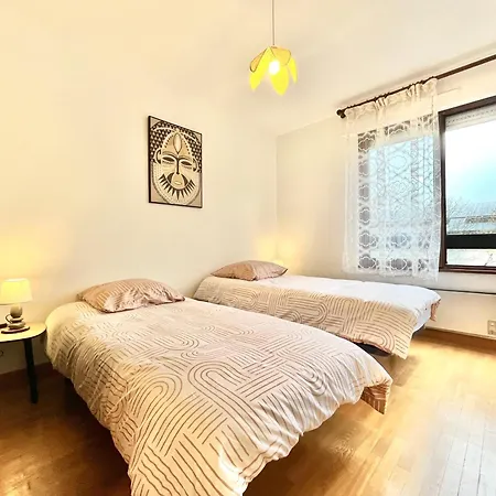 Spacieux 3 Pieces Proche Centre Annecy, Balcon Et Parking - Fr-1-432-90 * Annecy