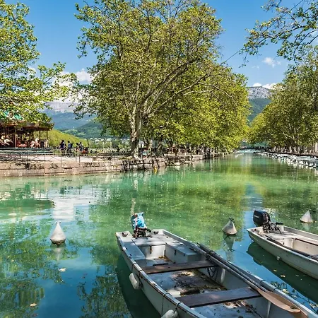Spacieux 3 Pieces Proche Centre Annecy, Balcon Et Parking - Fr-1-432-90 Apartment *
